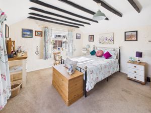 Bedroom- click for photo gallery